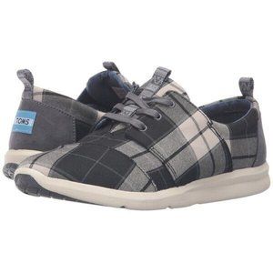 TOMS WOMEN'S SIZE 7M BLACK AND WHITE BUFFALO PLAID DEL REY LACE TIE SHOES